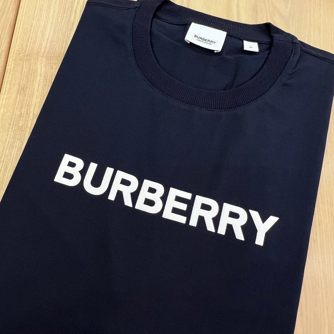 burberry新款发泡logo到咯