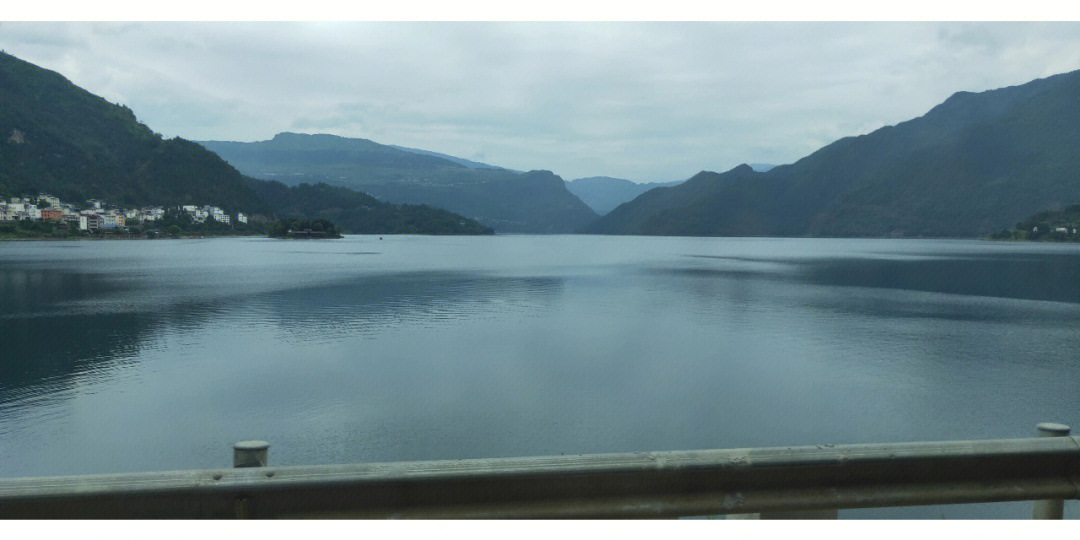 凉山雷波马湖风景区