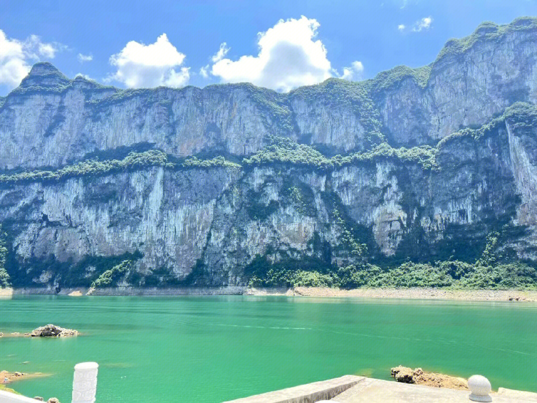 化屋村风景区图片