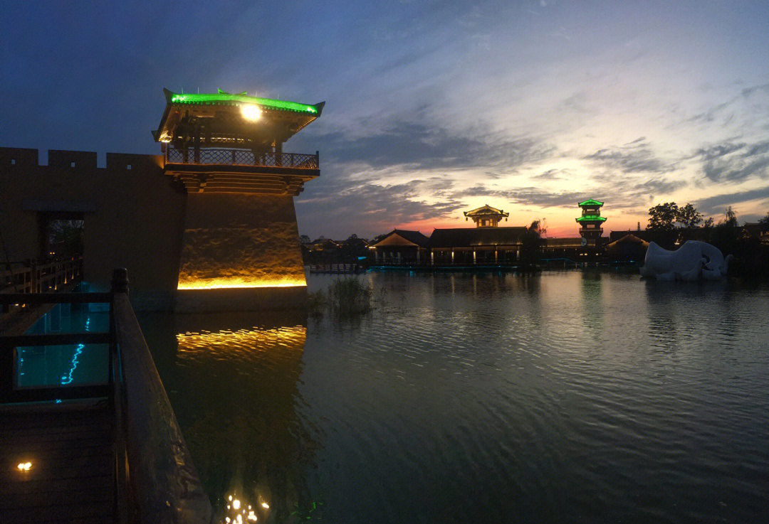 沔阳小镇夜景