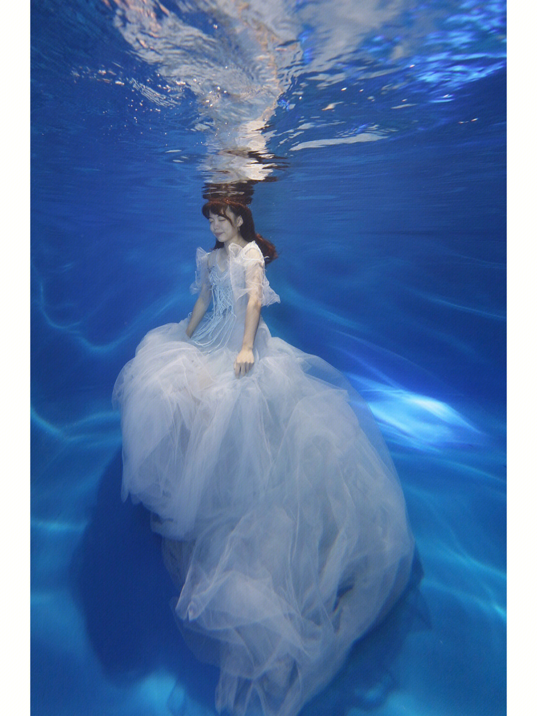 水下婚纱照 不会游泳图片