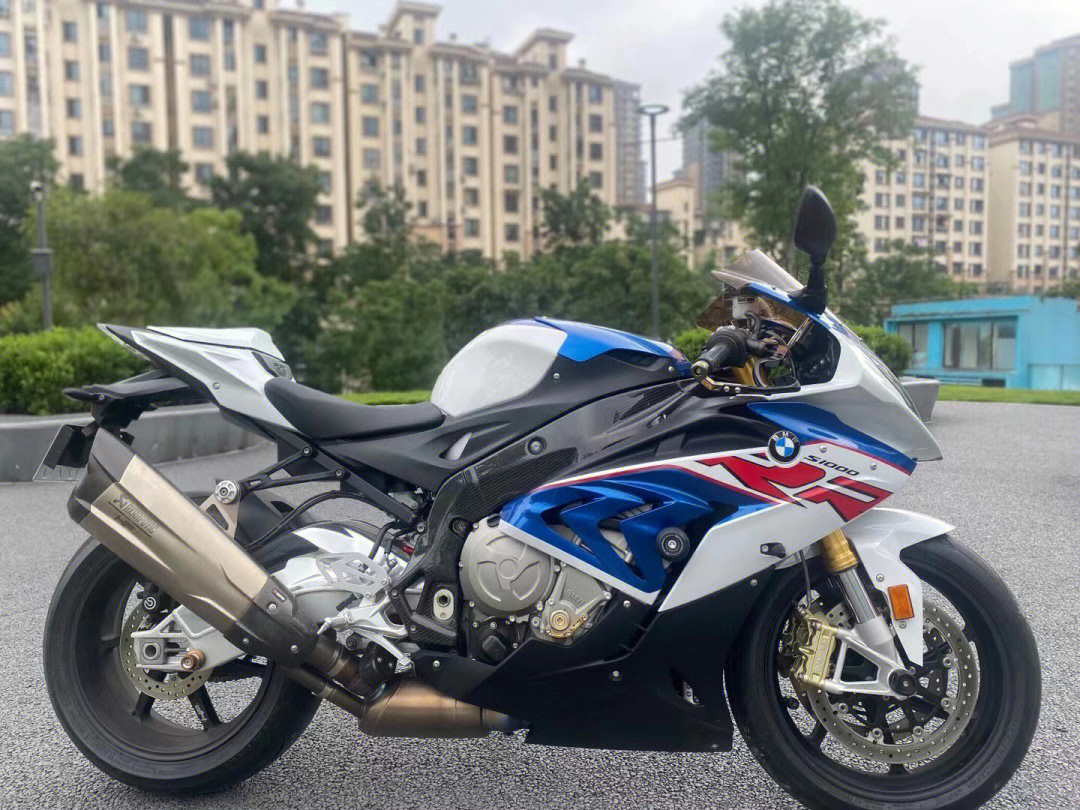 出售宝马s1000rr