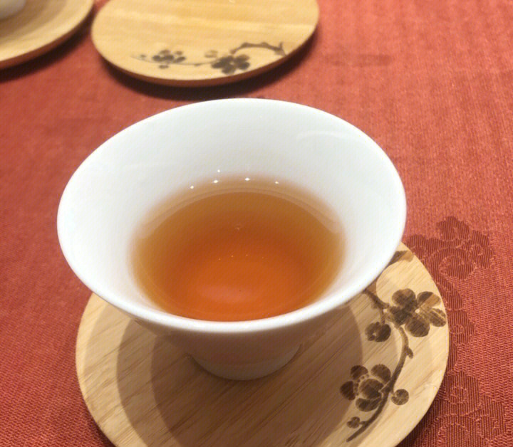 只想安静的喝杯茶