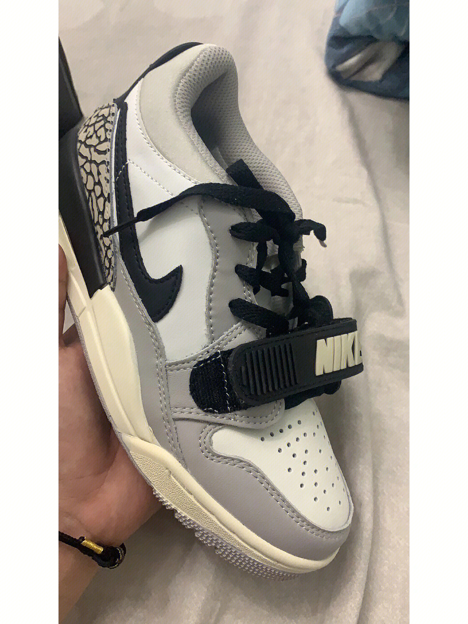 aj312