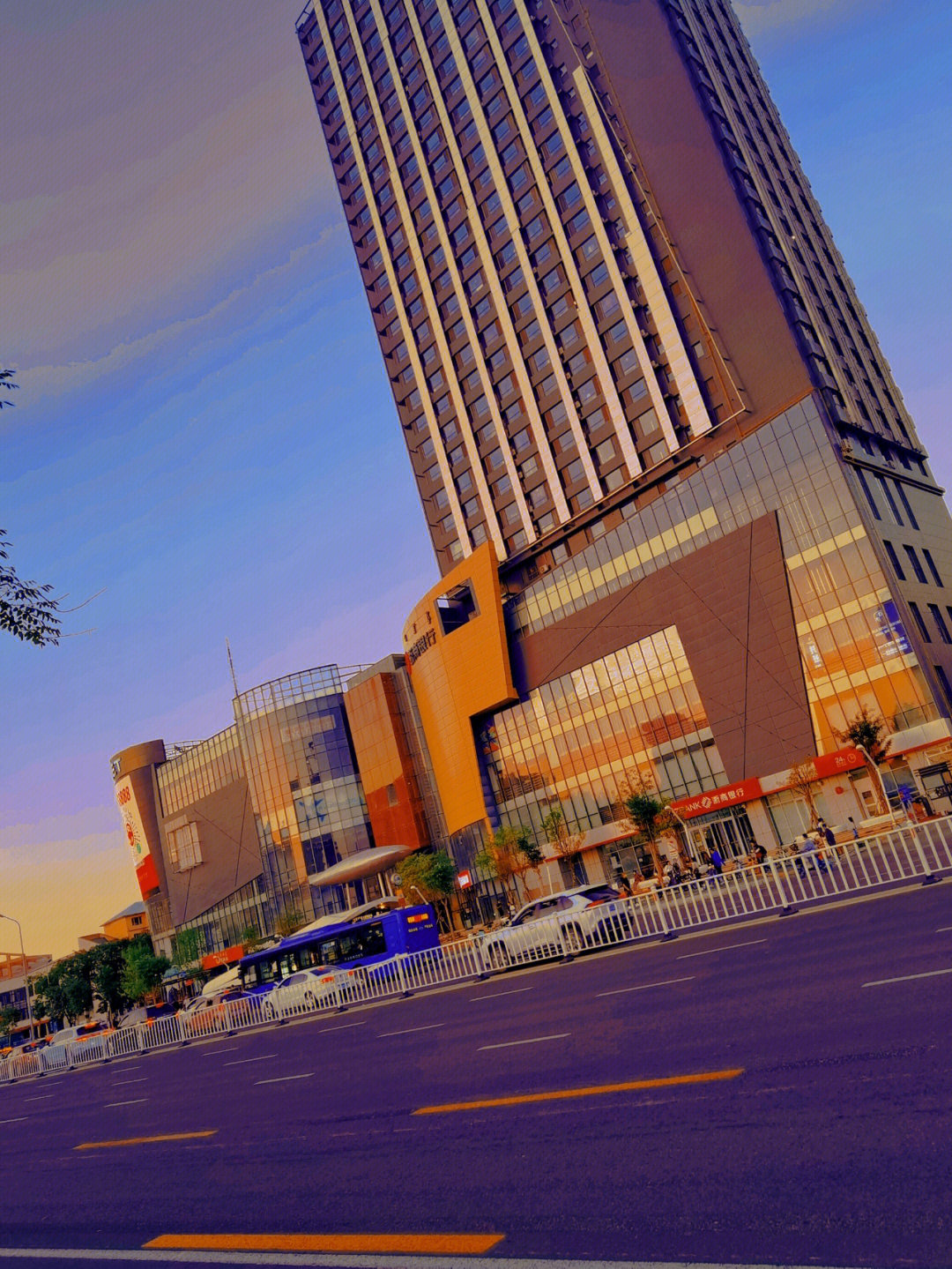 呼和浩特市街景图片