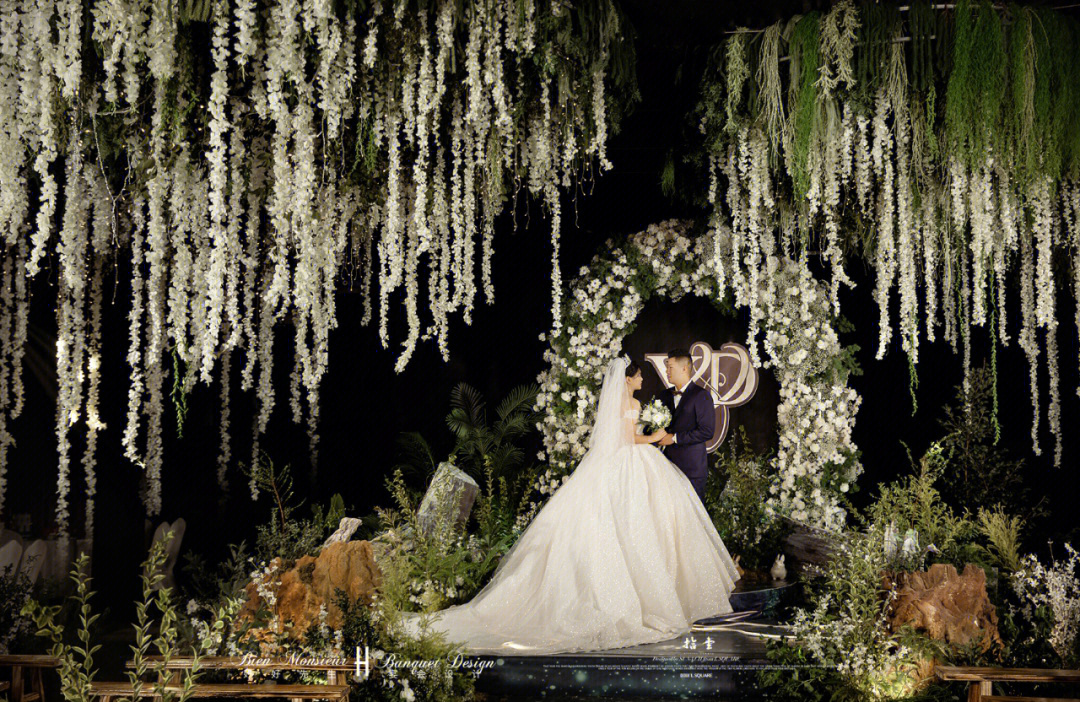 暮光之城森林婚礼图片