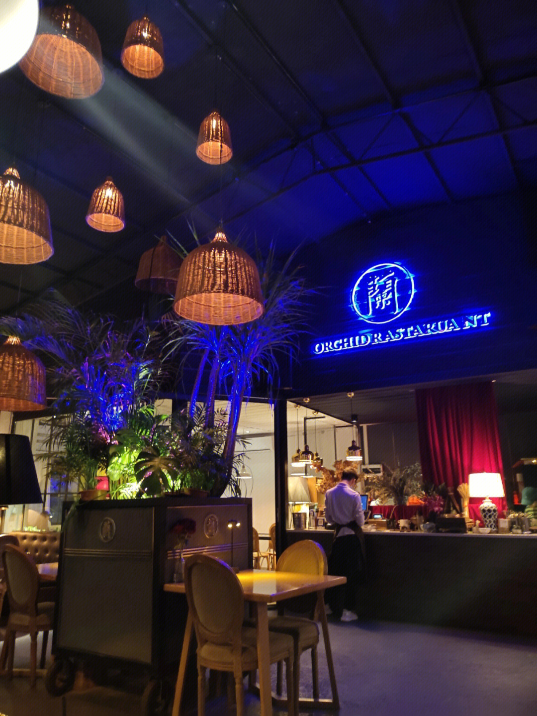泰国餐厅装修效果图图片