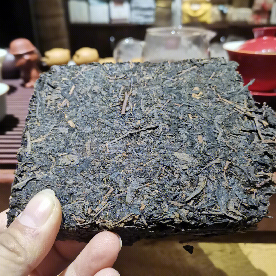 湘益2010年一品茯茶十年老黑茶