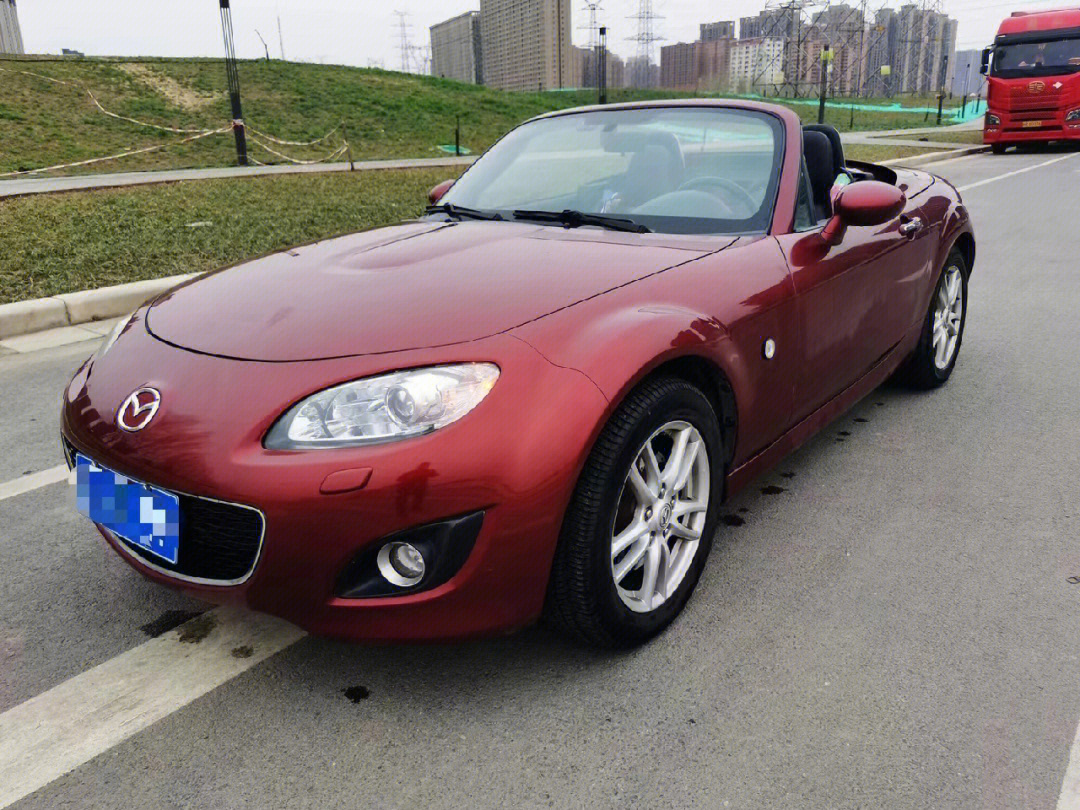 出2011马自达mx5