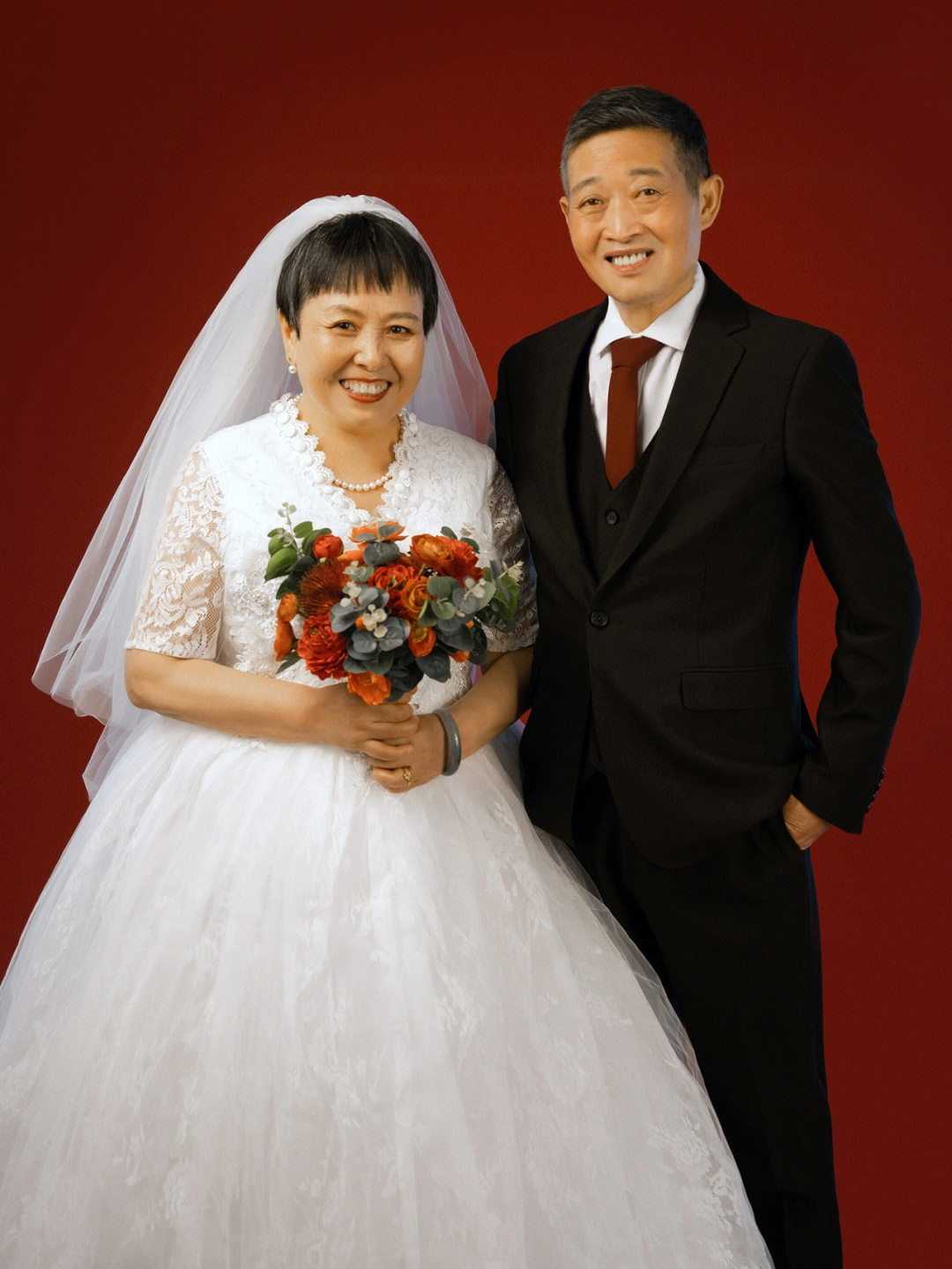 中年人婚纱照图片图片