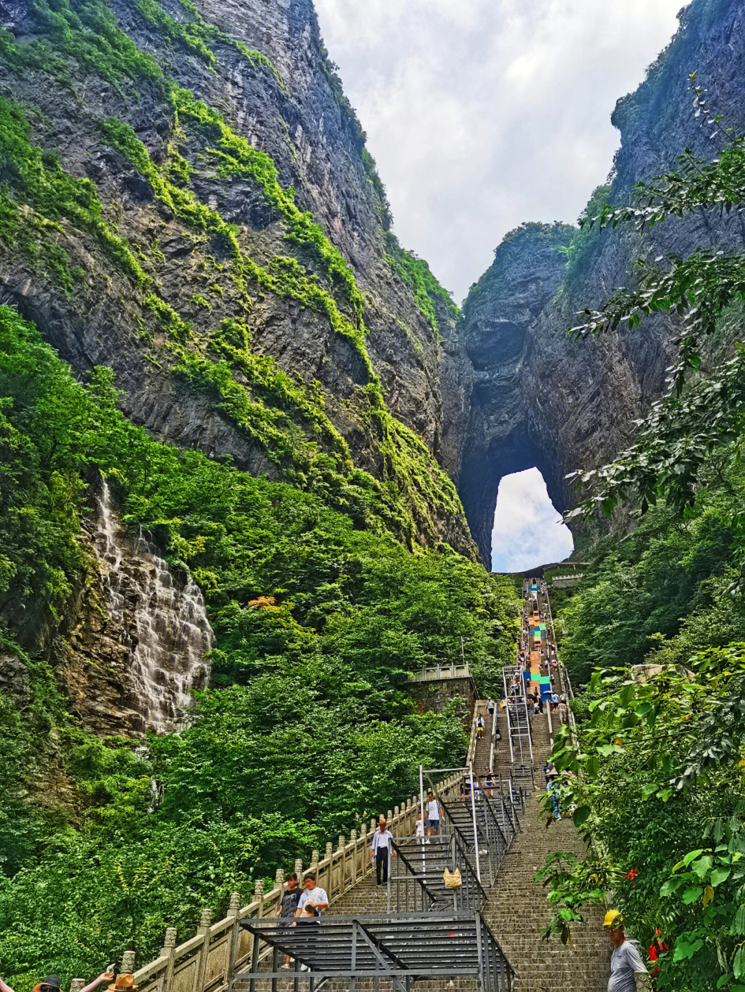 资源天门山景区图片