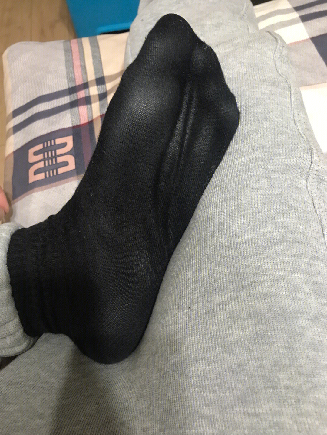 黑袜  