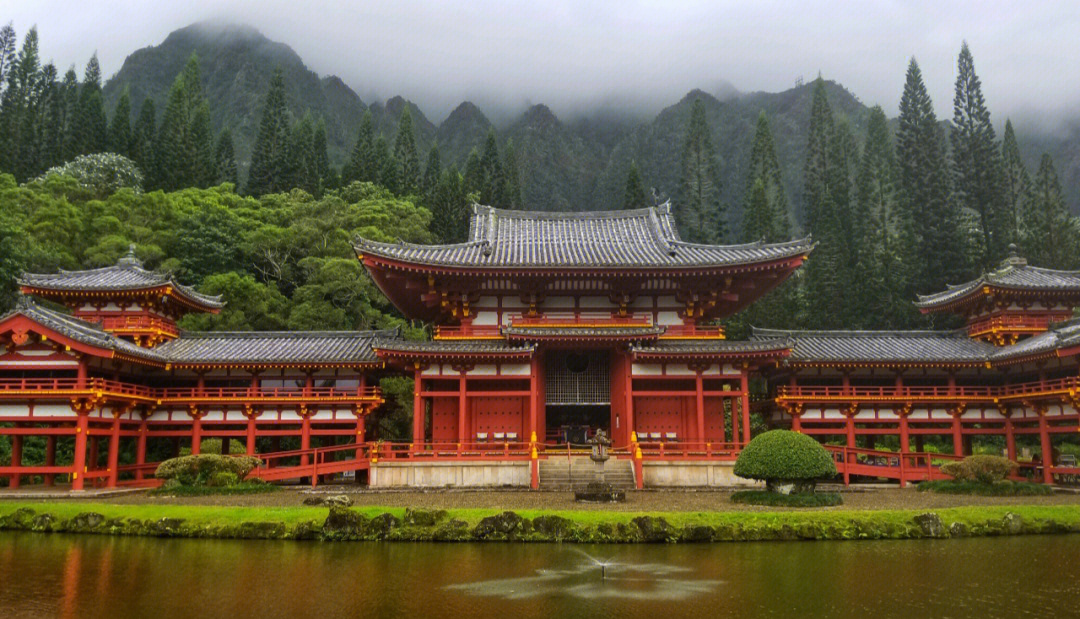 日式寺庙和檀香山热带雨林风光