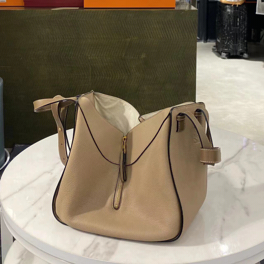 98新60loewe罗意威hammock中号吊床包