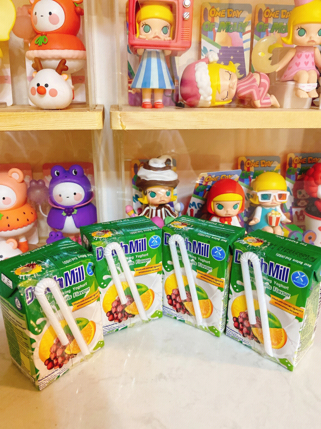泰国进口dutchmill儿童果蔬酸奶