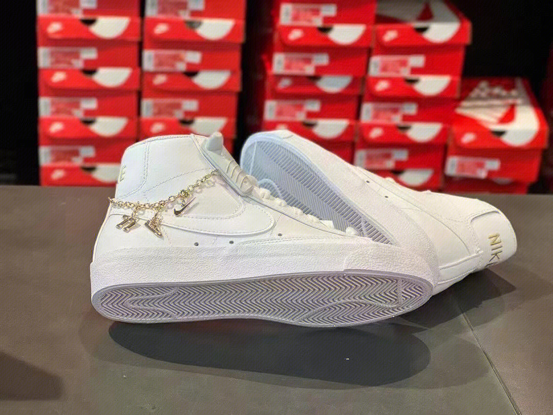 nike秋冬开拓者高帮板鞋