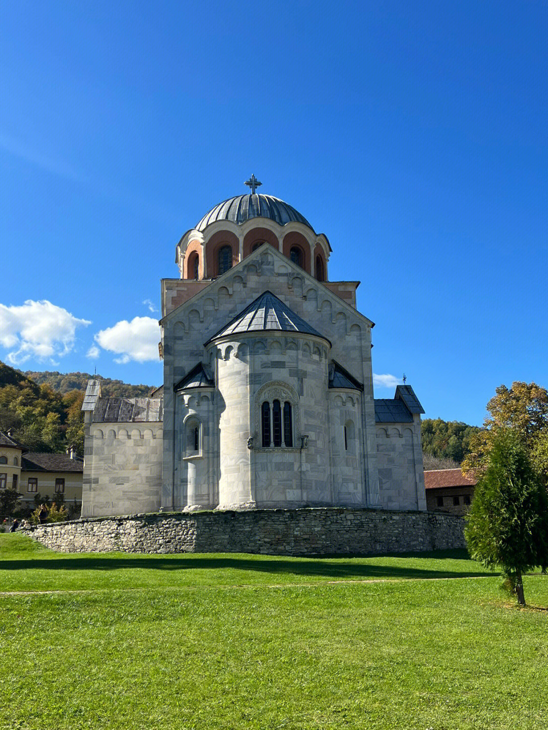 塞尔维亚修道院鼻祖斯图丹尼察修道院