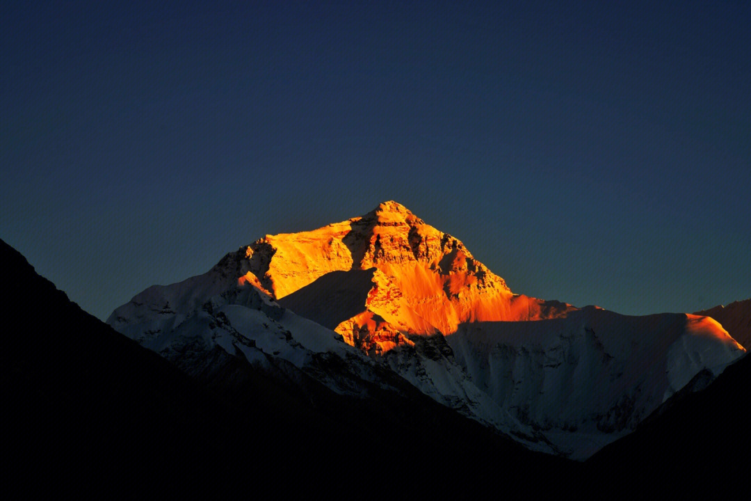 上珠峰看日照金山必须是日落时分92