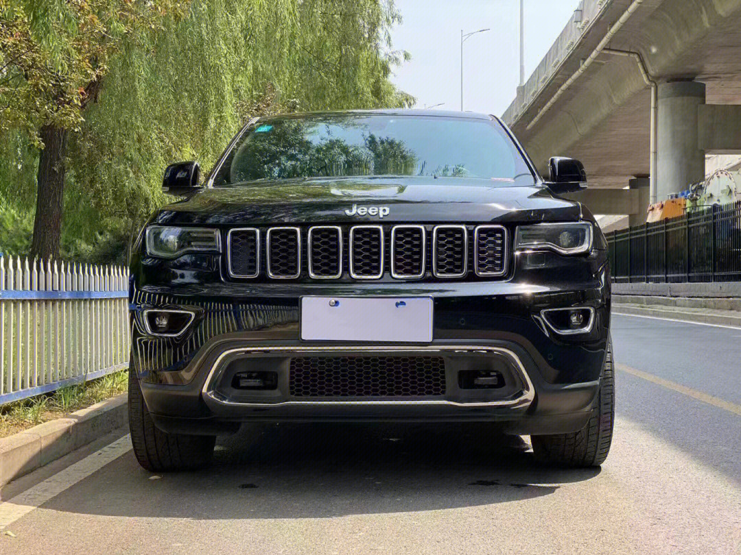 2019年jeep大切诺基30