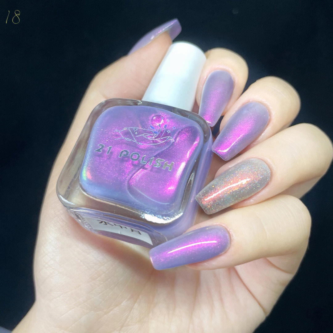 紫色美甲  