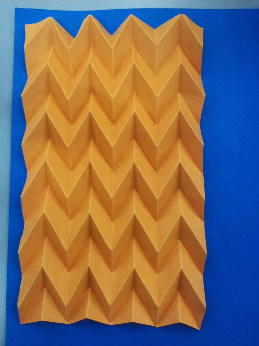 蛇腹折纸立体构成图片