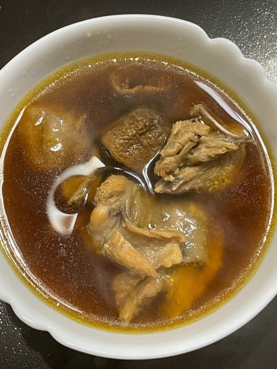 姬松茸炖鸡汤