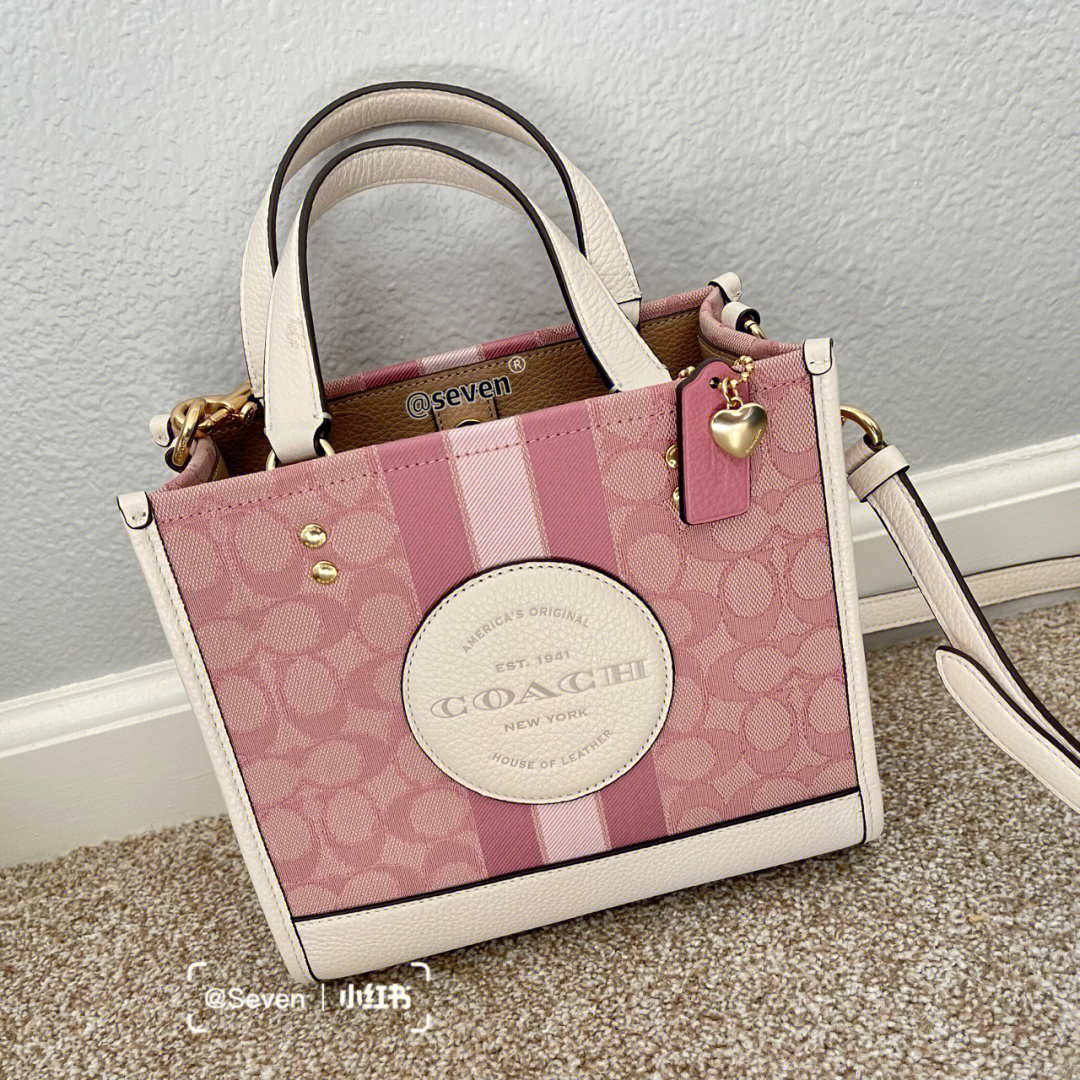 coachtote22粉色情人节限定78容量