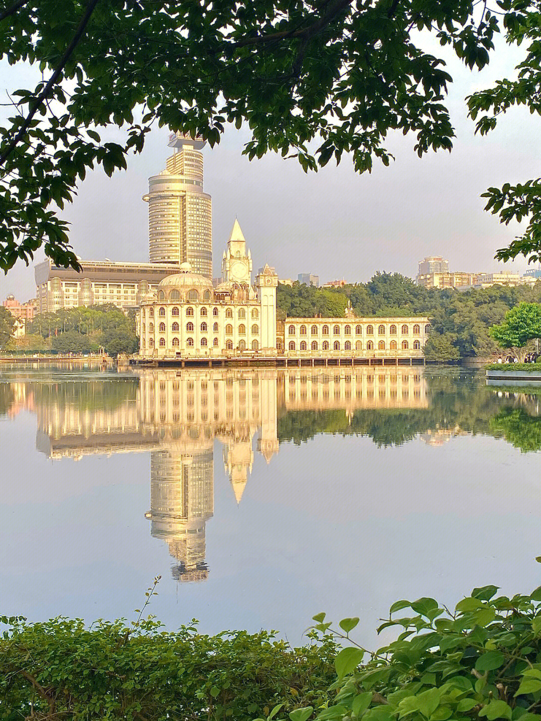 流花湖公园介绍图片