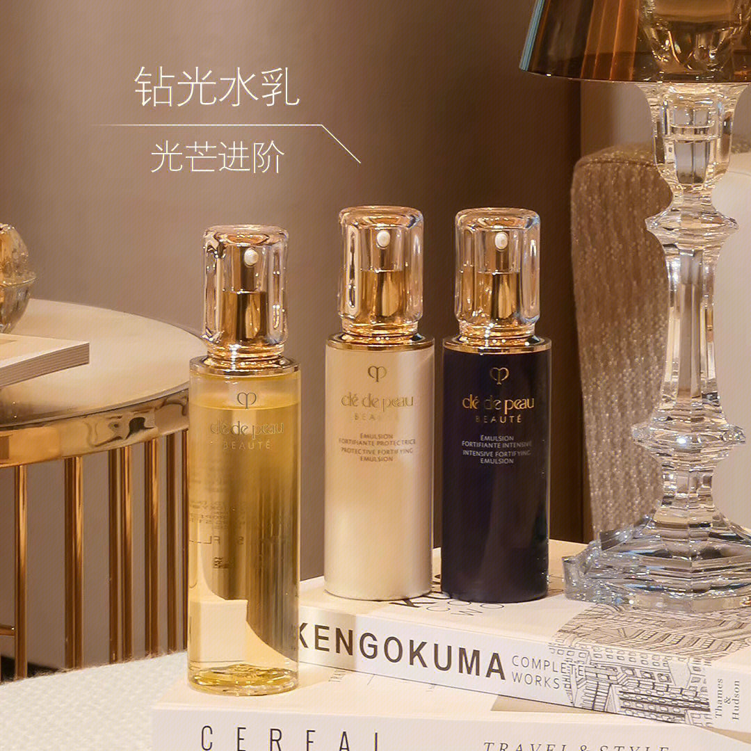 两个品牌分别作为日本化妆品四大花旦旗下的品牌高端,cpb是资生堂旗下