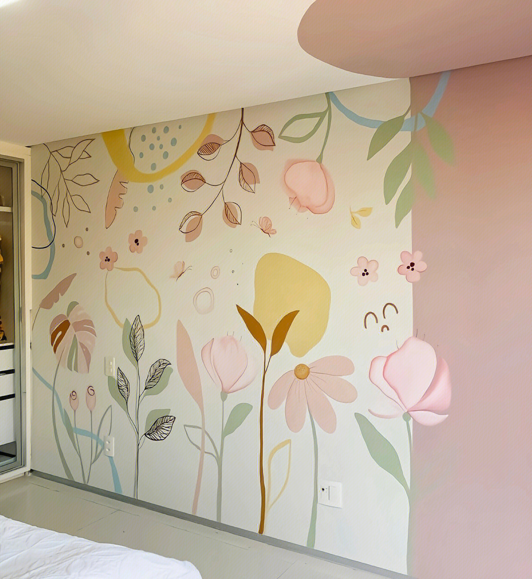 卧室手绘壁画作品,让你的卧室既温馨又舒适,华瀚墙绘分享专业知识,让
