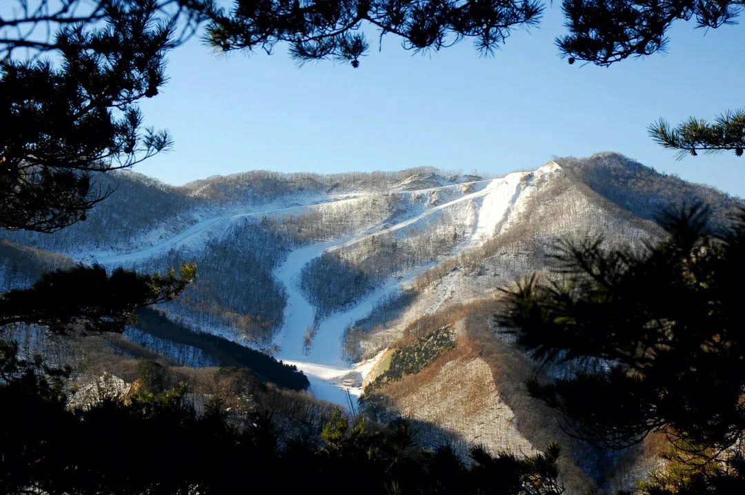 天桥沟滑雪场雪道多长图片