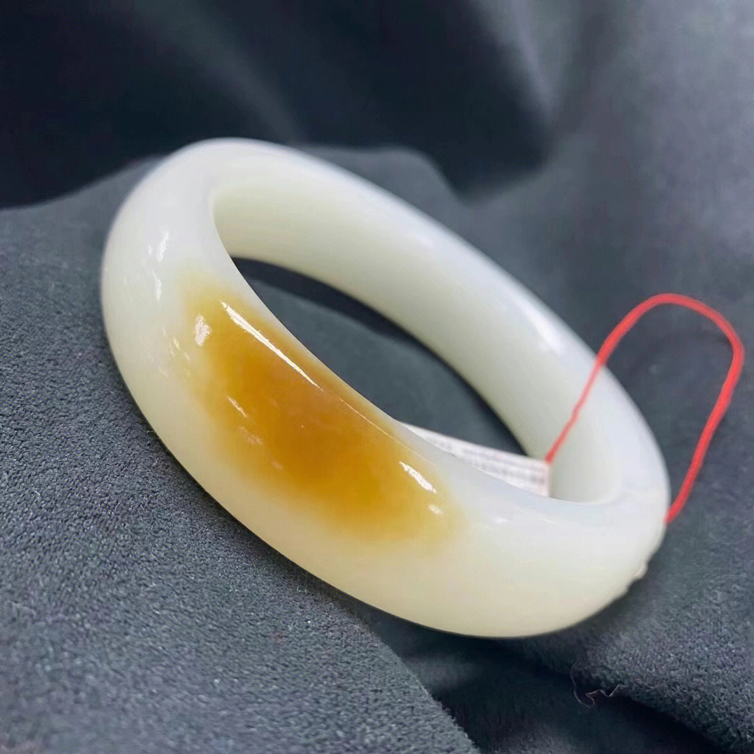 糖白手镯圈口62宽17厚10mm