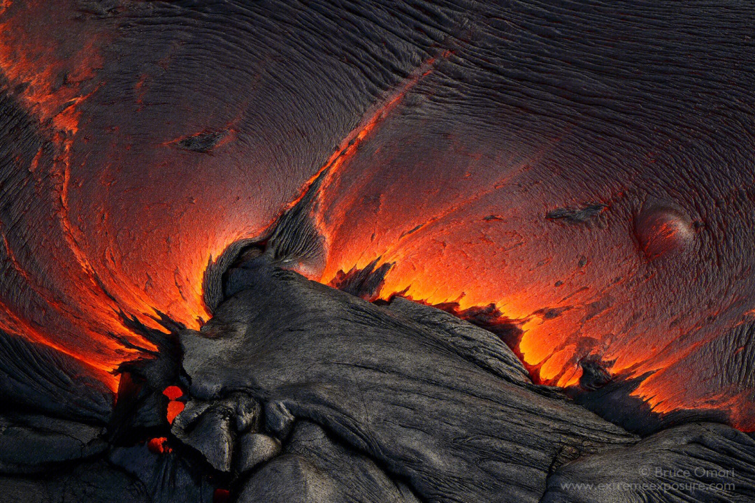 火山岩浆矿床图片