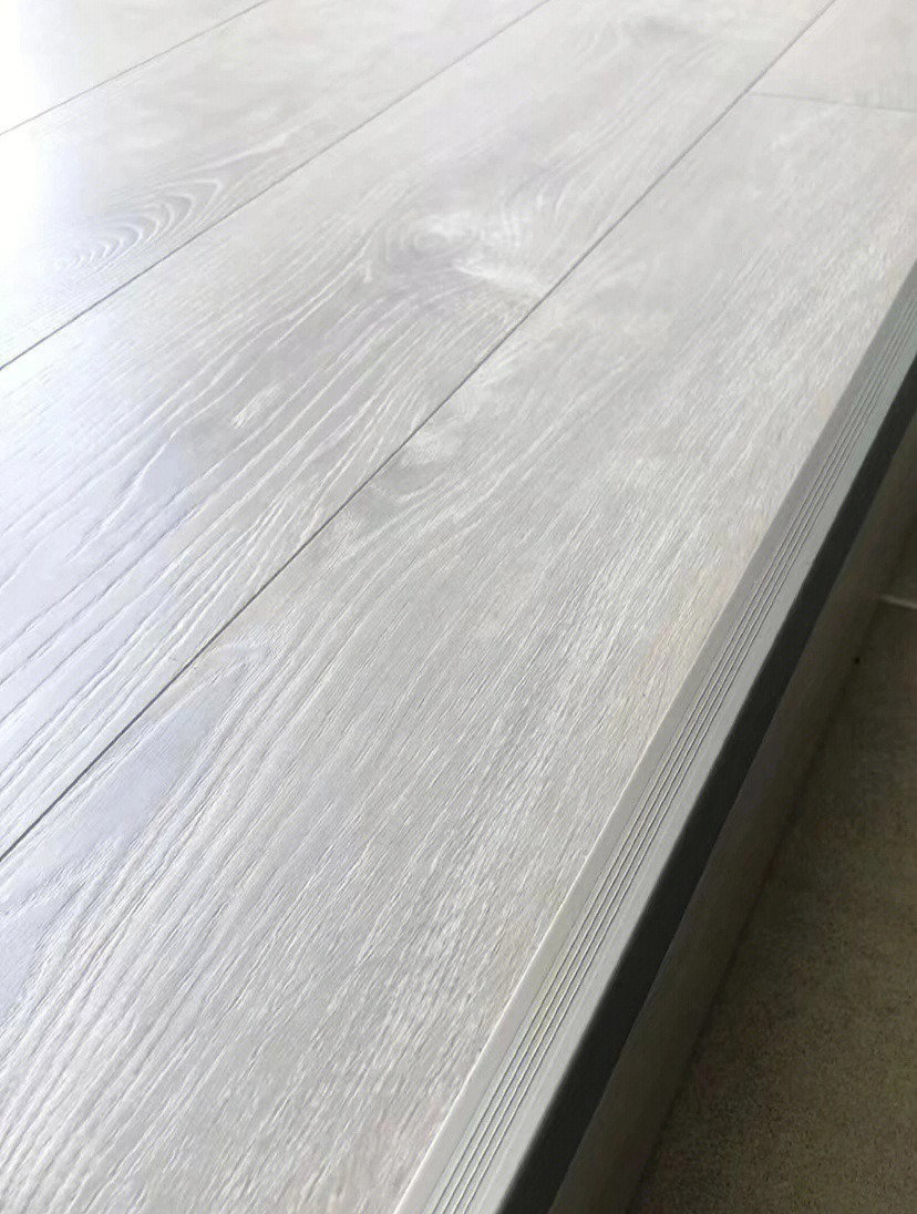 木地板颜色表灰白色图片