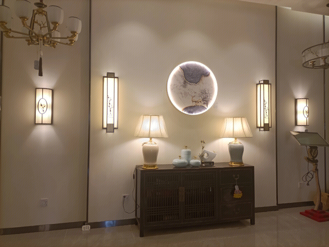 新中式沙发背景墙的壁灯你选对了吗