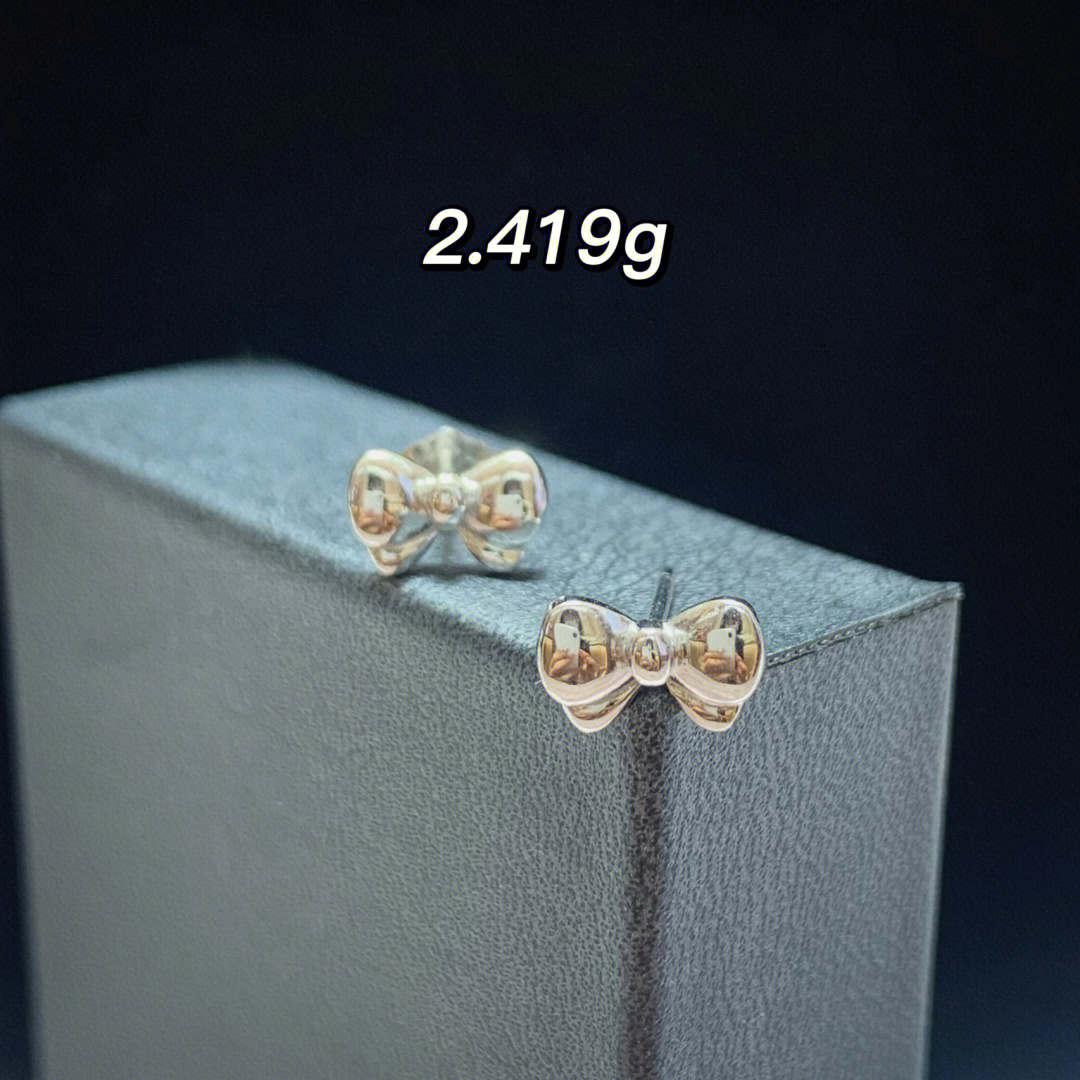 六福珠宝铂金耳环图片