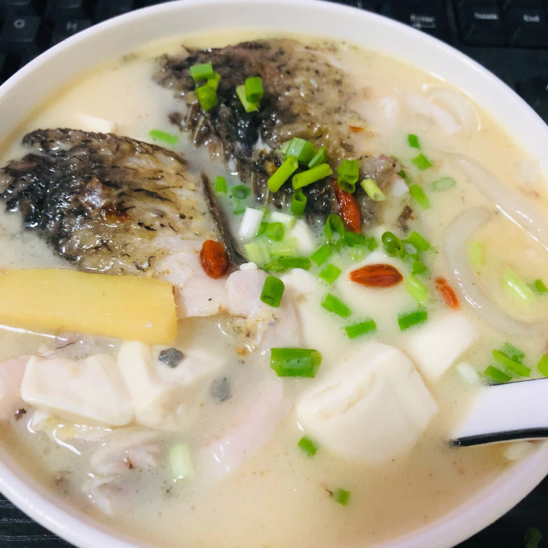 豆腐鲫鱼汤