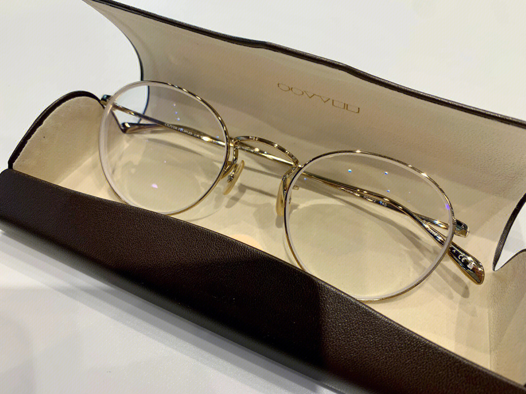 oliverpeoples