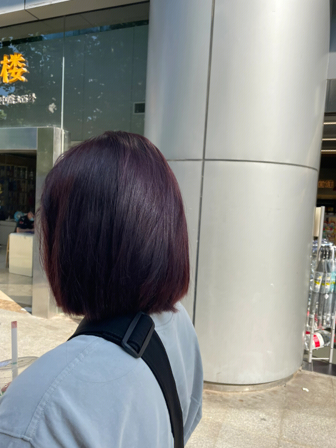 紫红色头发也太适合短发了吧