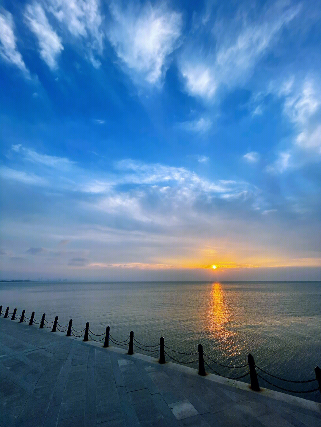 烟台海边落日