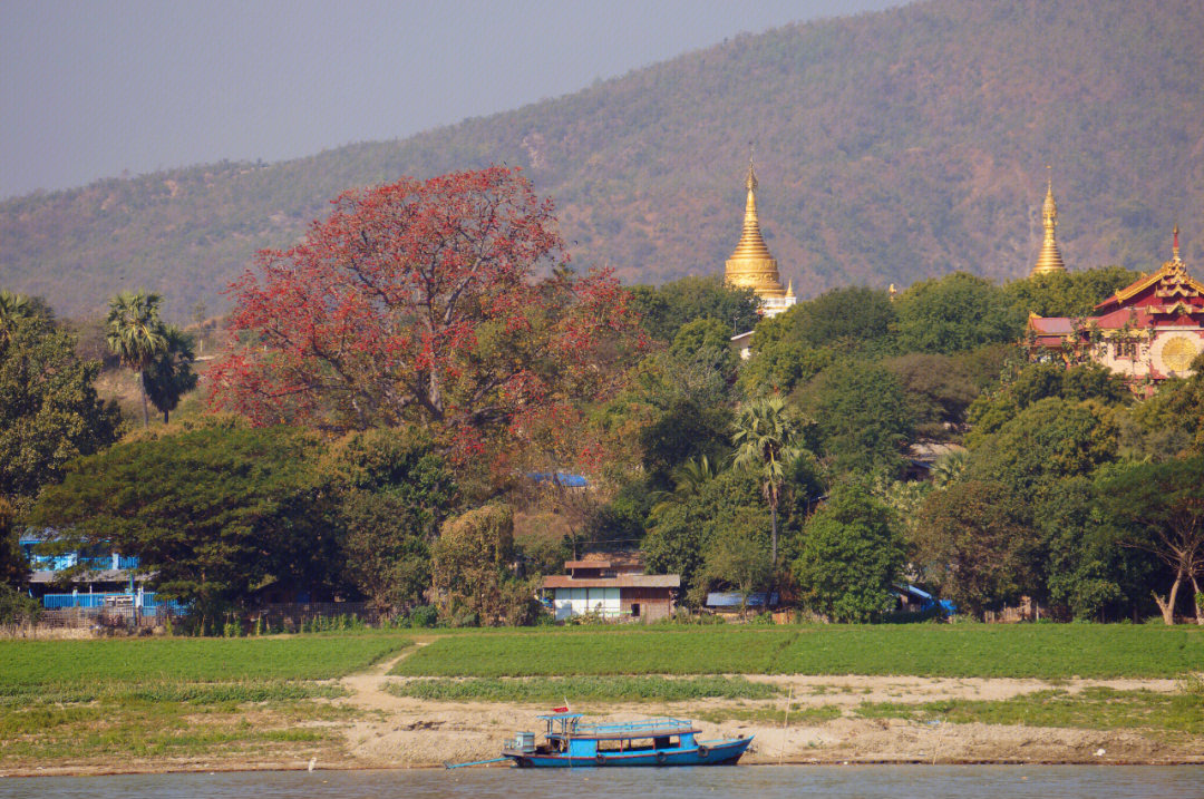 缅甸敏贡小村