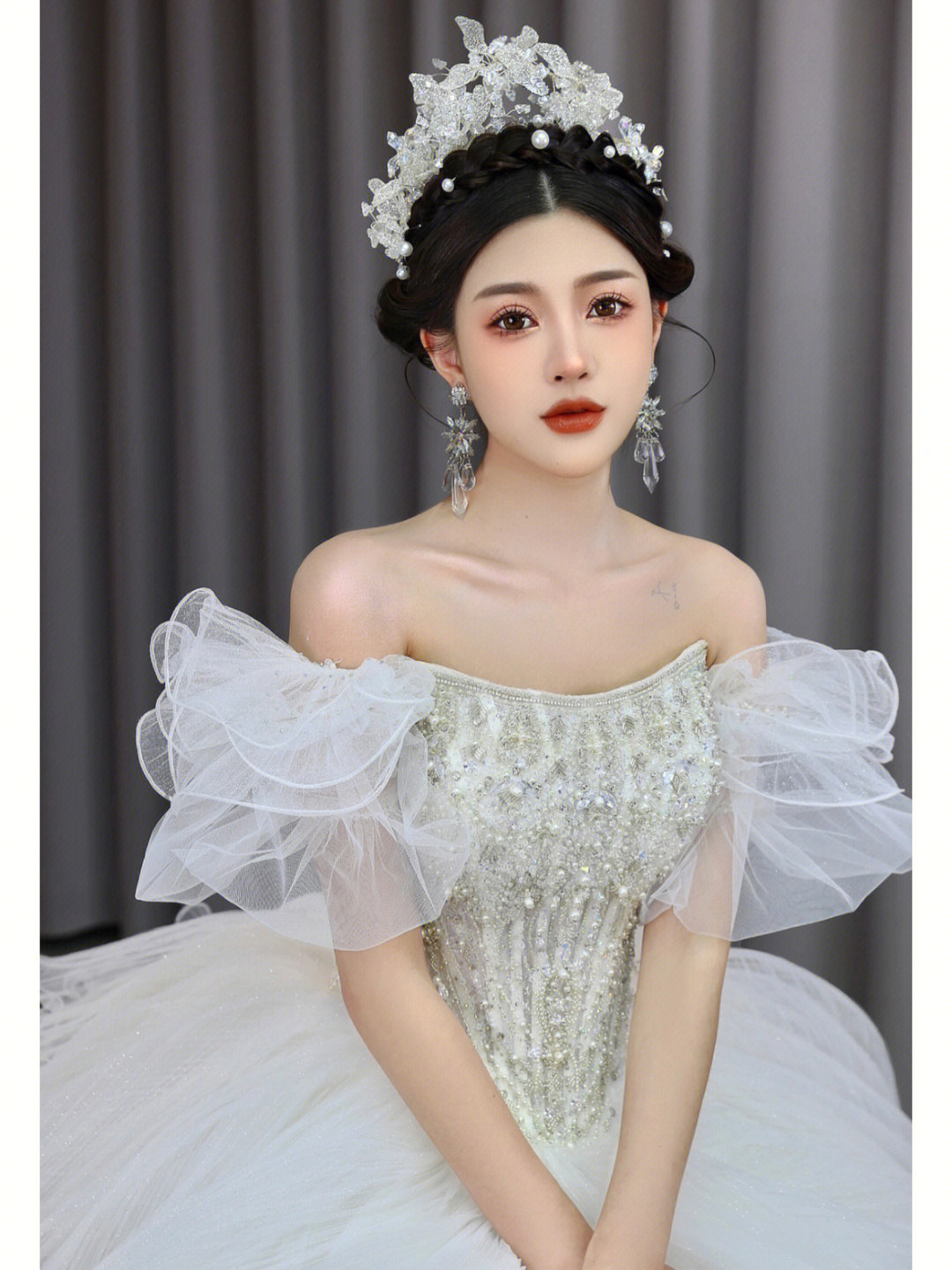 Mexican zombie bride is fake_Mexican bridal shop zombie bride_Mexican zombie The bride is a wax figure