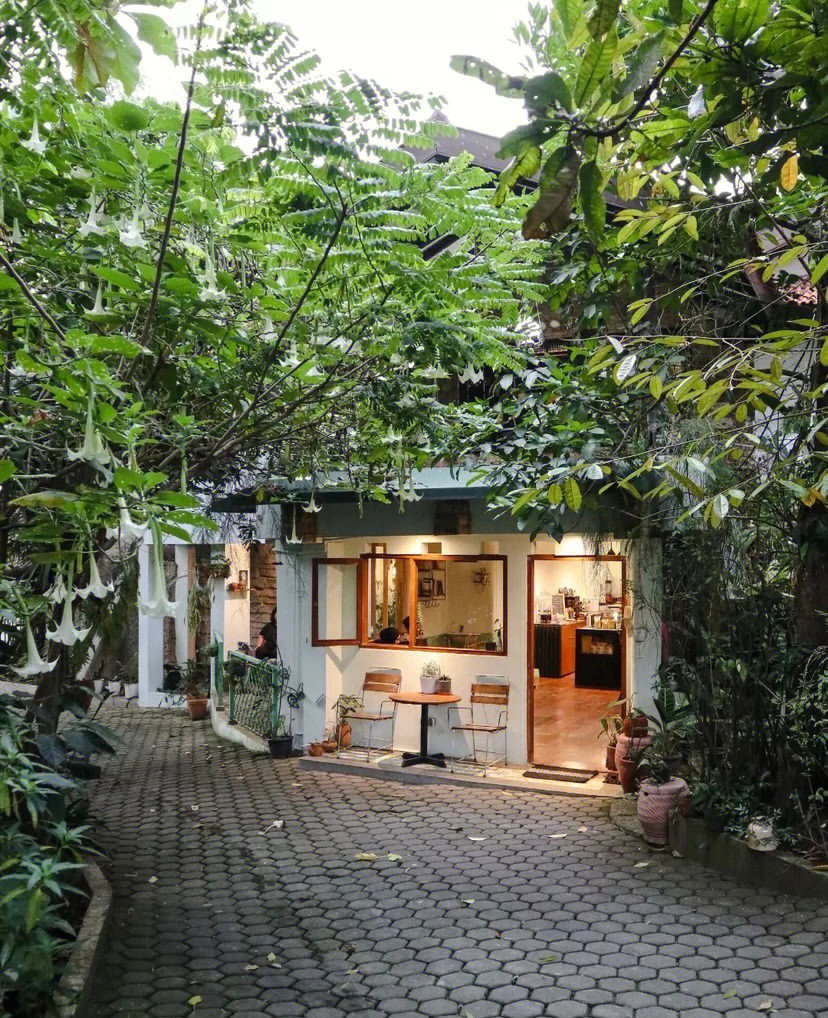 庭院咖啡馆
