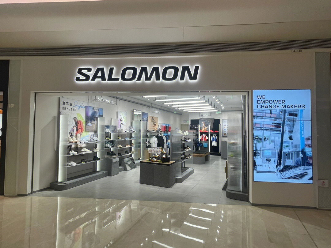 salomon门店图片