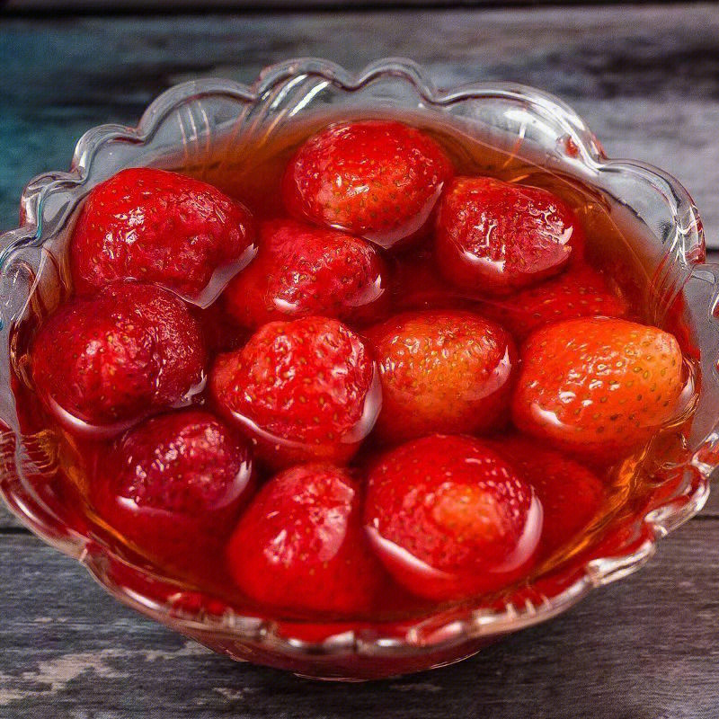 草莓果冻的照片图片
