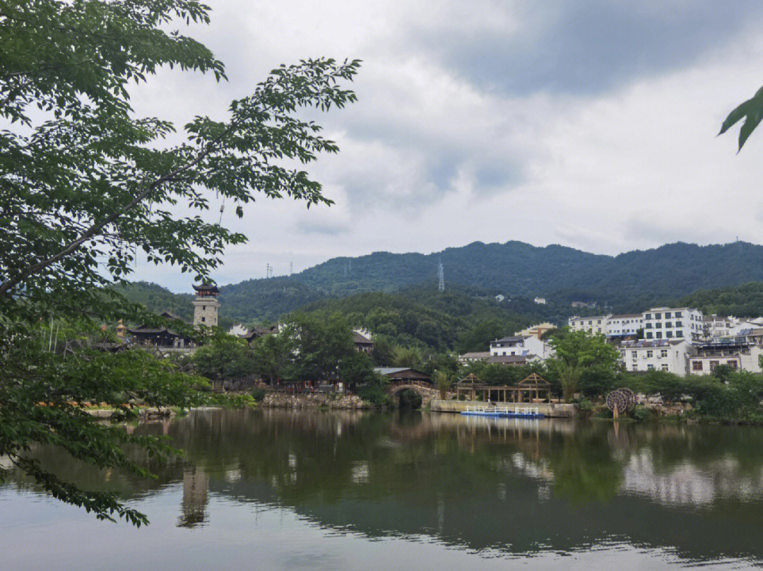 黄陂锦里沟风景区简介图片