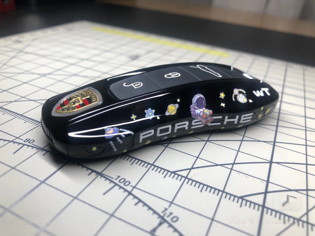 保时捷黑太空人主题涂装车钥匙个性设计涂装