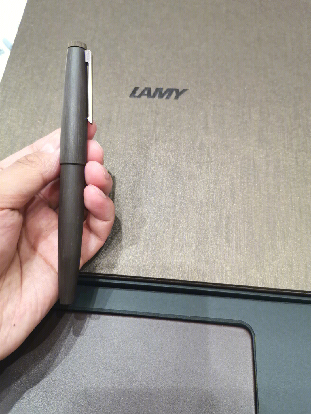 lamy2000系列55周年咖啡金限定款