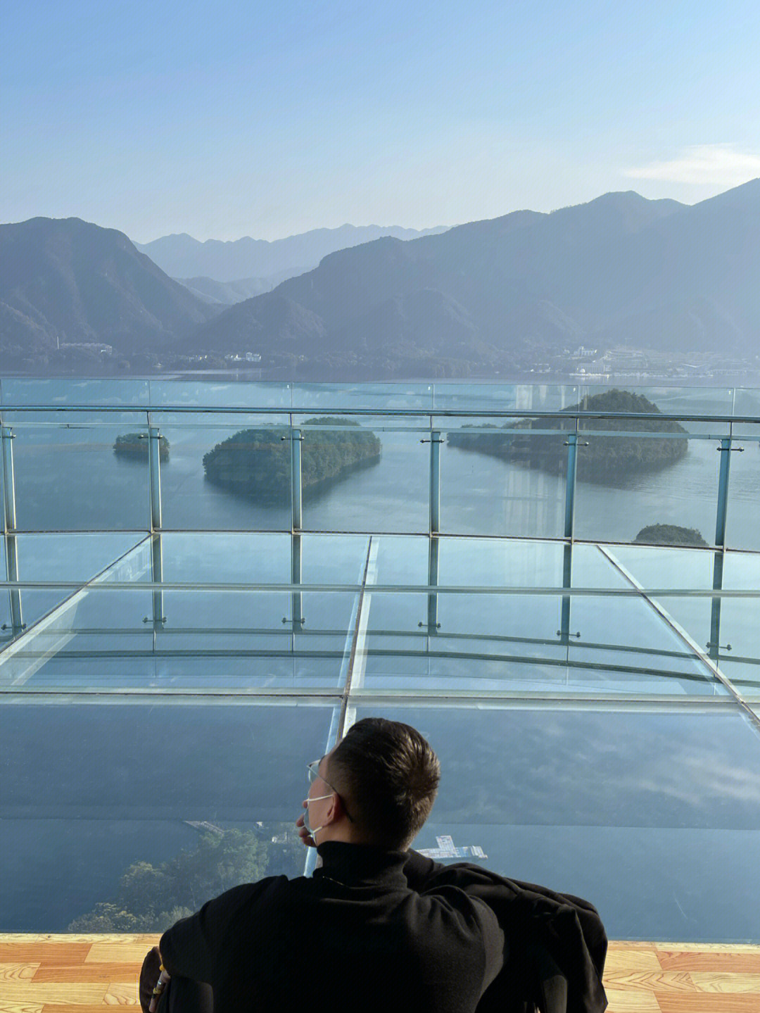 庐山西海玻璃塔图片