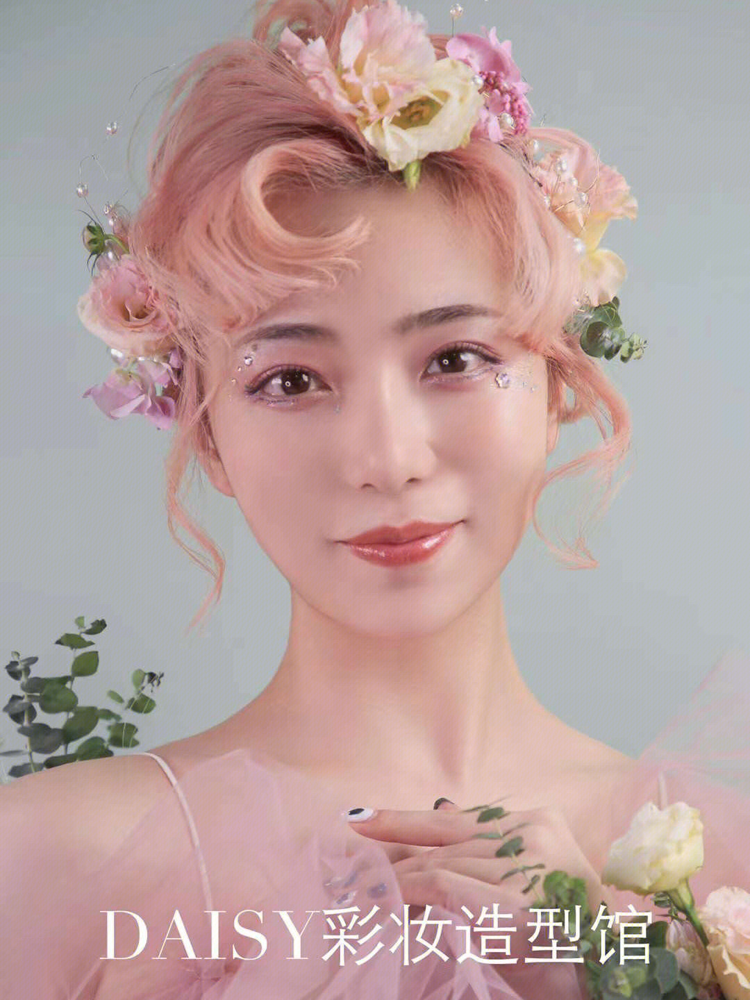 上海化妆培训   化妆培训  专业化妆培训   新娘化妆造型培训   新娘